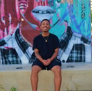 Meet your Posher, Vince